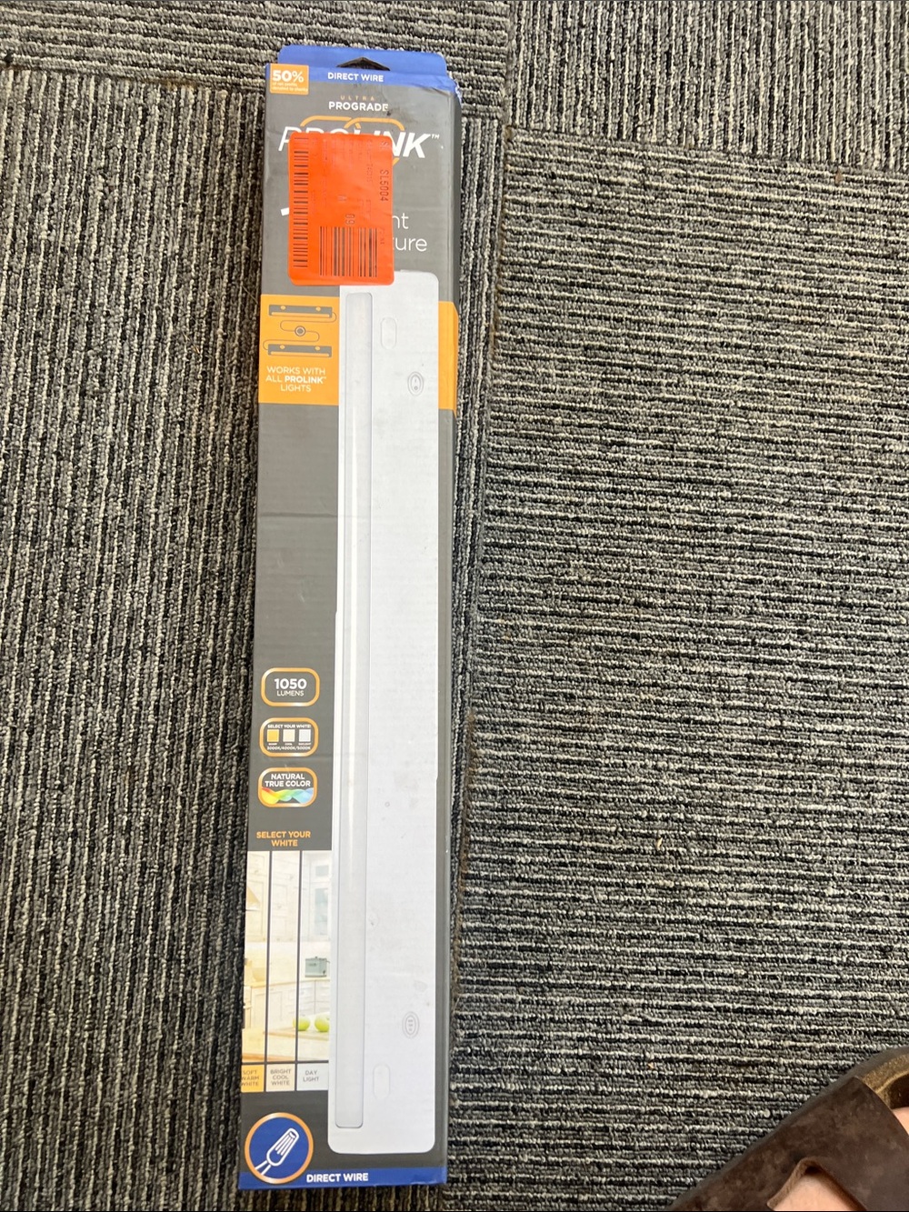 ProGrade White Direct-Wire LED Under-Cabinet Light 18”